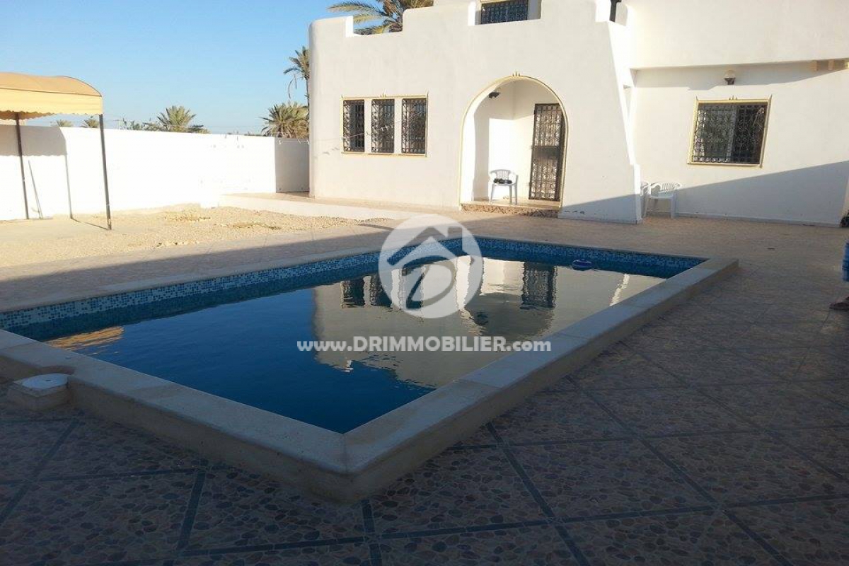 L 111 -   Villa avec piscine Djerba